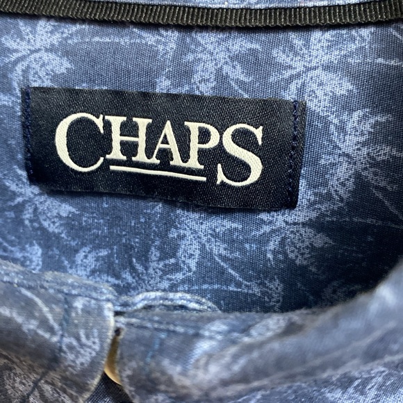 New CHAPS Men's LS Dress Shirt Size Medium Printed Palm Tree Hawaiian Blue - Picture 3 of 4